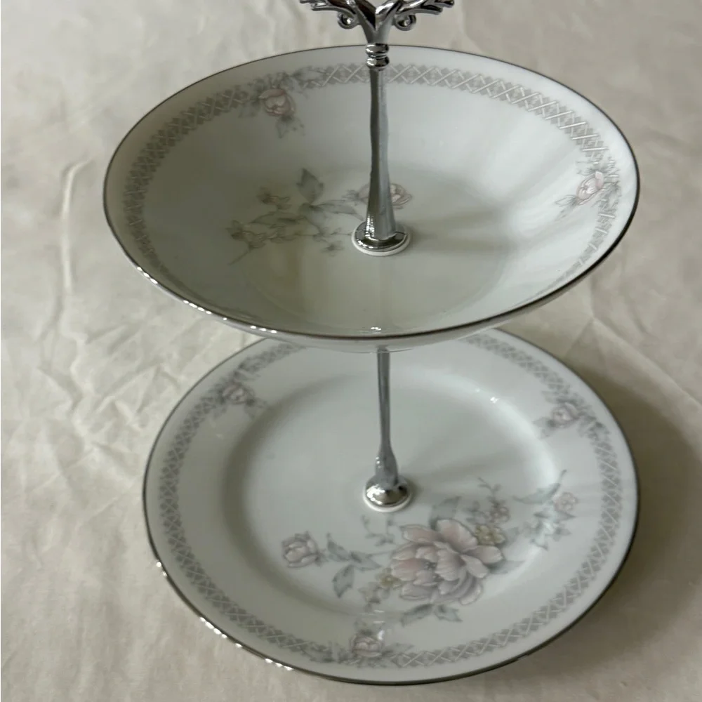 Noritake Silver and White Vanity Tray